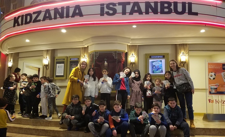 Kidzania Gezisi