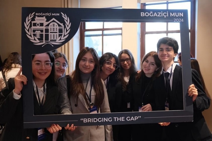 Derya Öncü Anadolu Lisesi  BOGAZICI MUN 24