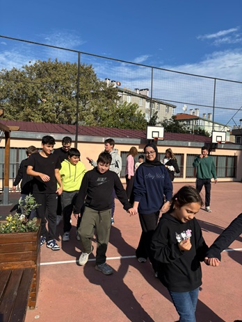 WhatsApp Image 2025-10-28 at 16.27.16